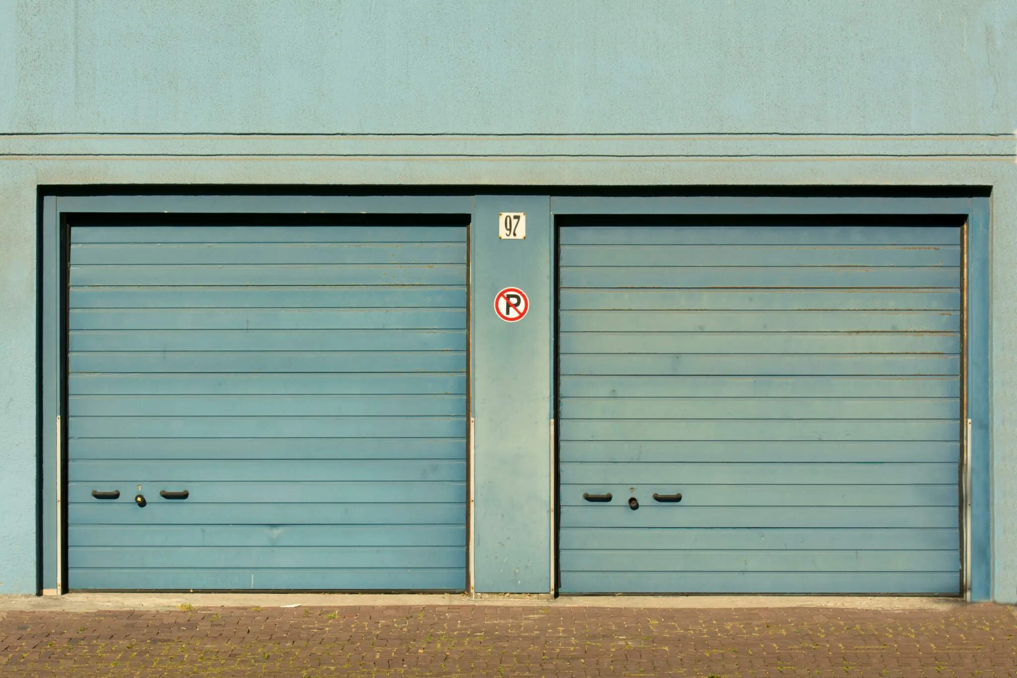 Garagentore-2048×1365